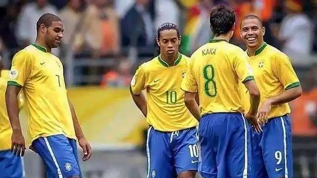 更应关注球 更应关注球